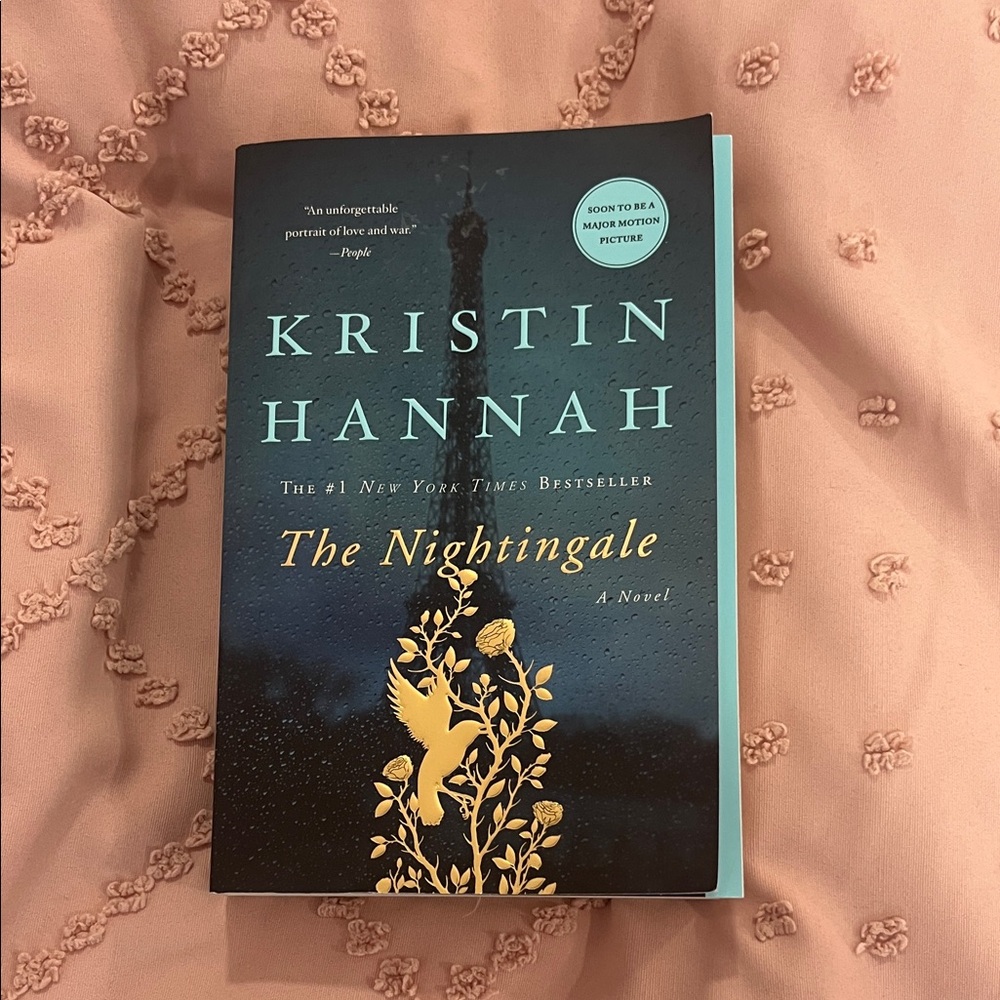 The Nightingale by Kristin Hannah